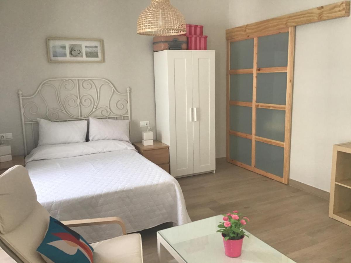 Apartamentos Turisticos Casa De Los Balcones チピオナ エクステリア 写真