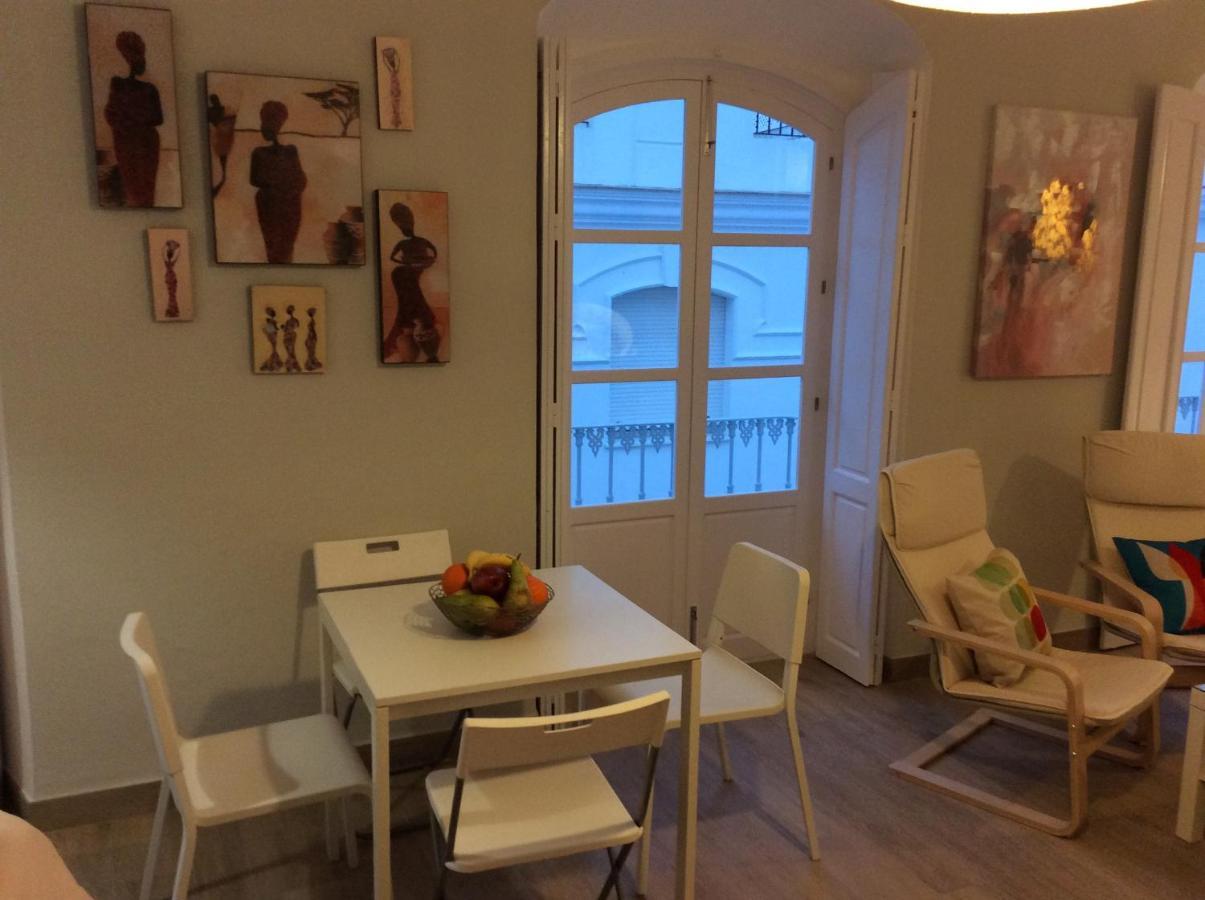 Apartamentos Turisticos Casa De Los Balcones チピオナ エクステリア 写真