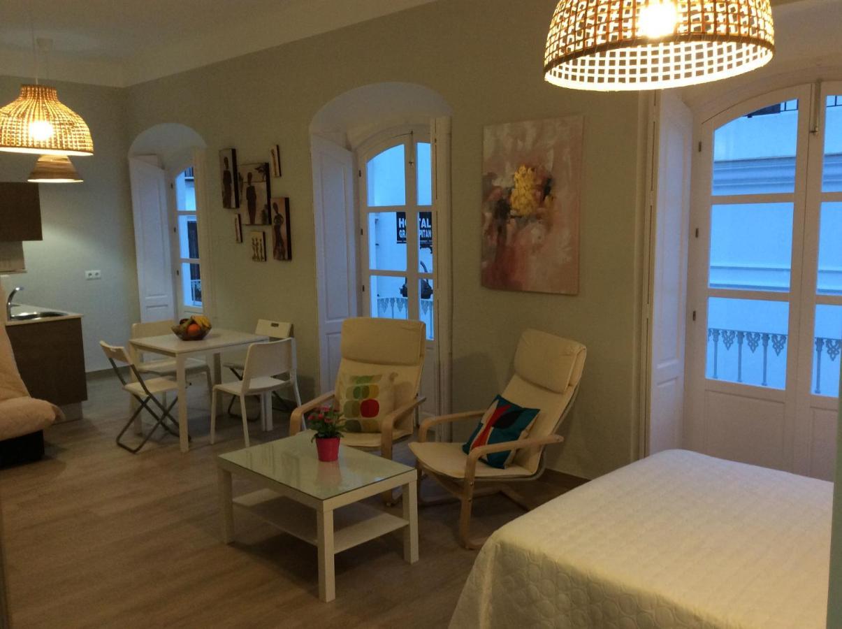 Apartamentos Turisticos Casa De Los Balcones チピオナ エクステリア 写真
