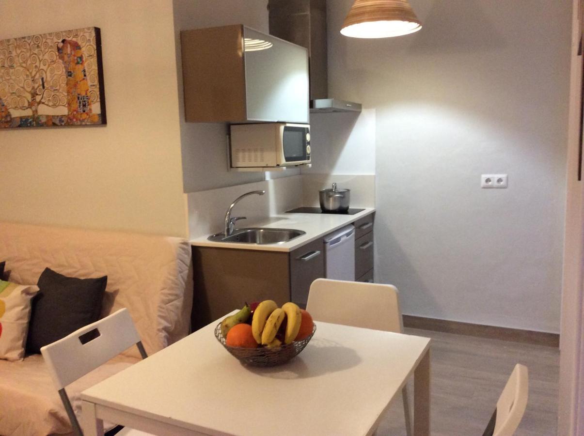 Apartamentos Turisticos Casa De Los Balcones チピオナ エクステリア 写真
