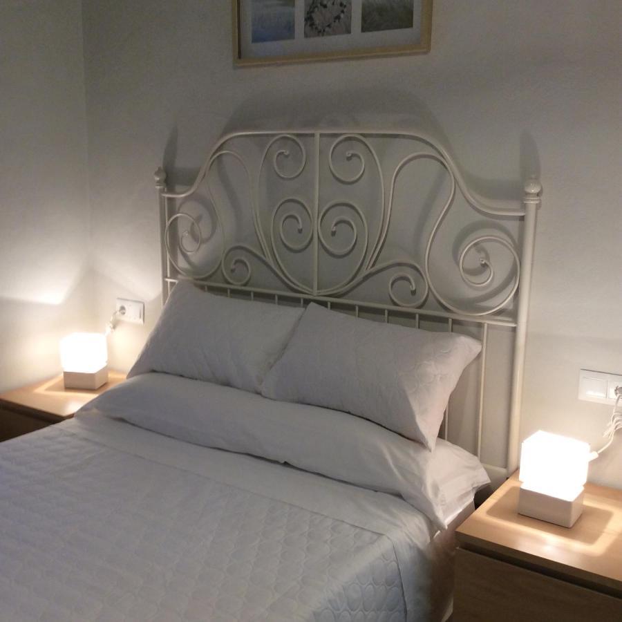 Apartamentos Turisticos Casa De Los Balcones チピオナ エクステリア 写真