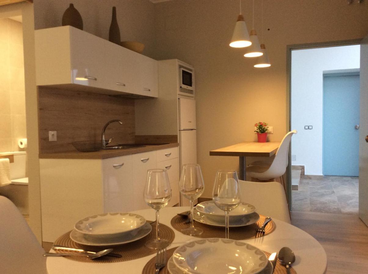 Apartamentos Turisticos Casa De Los Balcones チピオナ エクステリア 写真