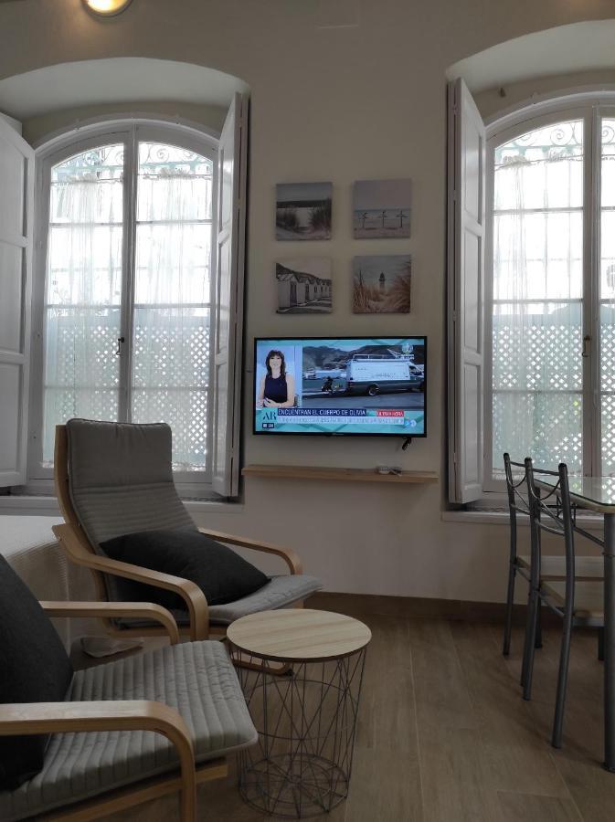 Apartamentos Turisticos Casa De Los Balcones チピオナ エクステリア 写真