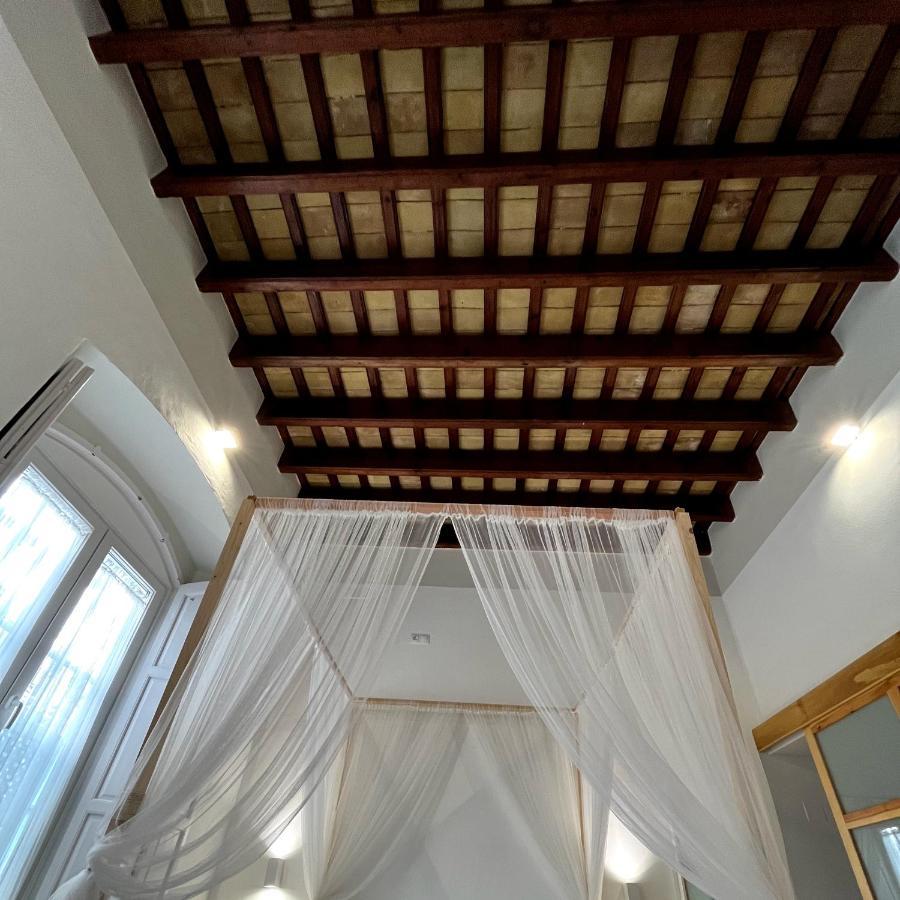 Apartamentos Turisticos Casa De Los Balcones チピオナ エクステリア 写真