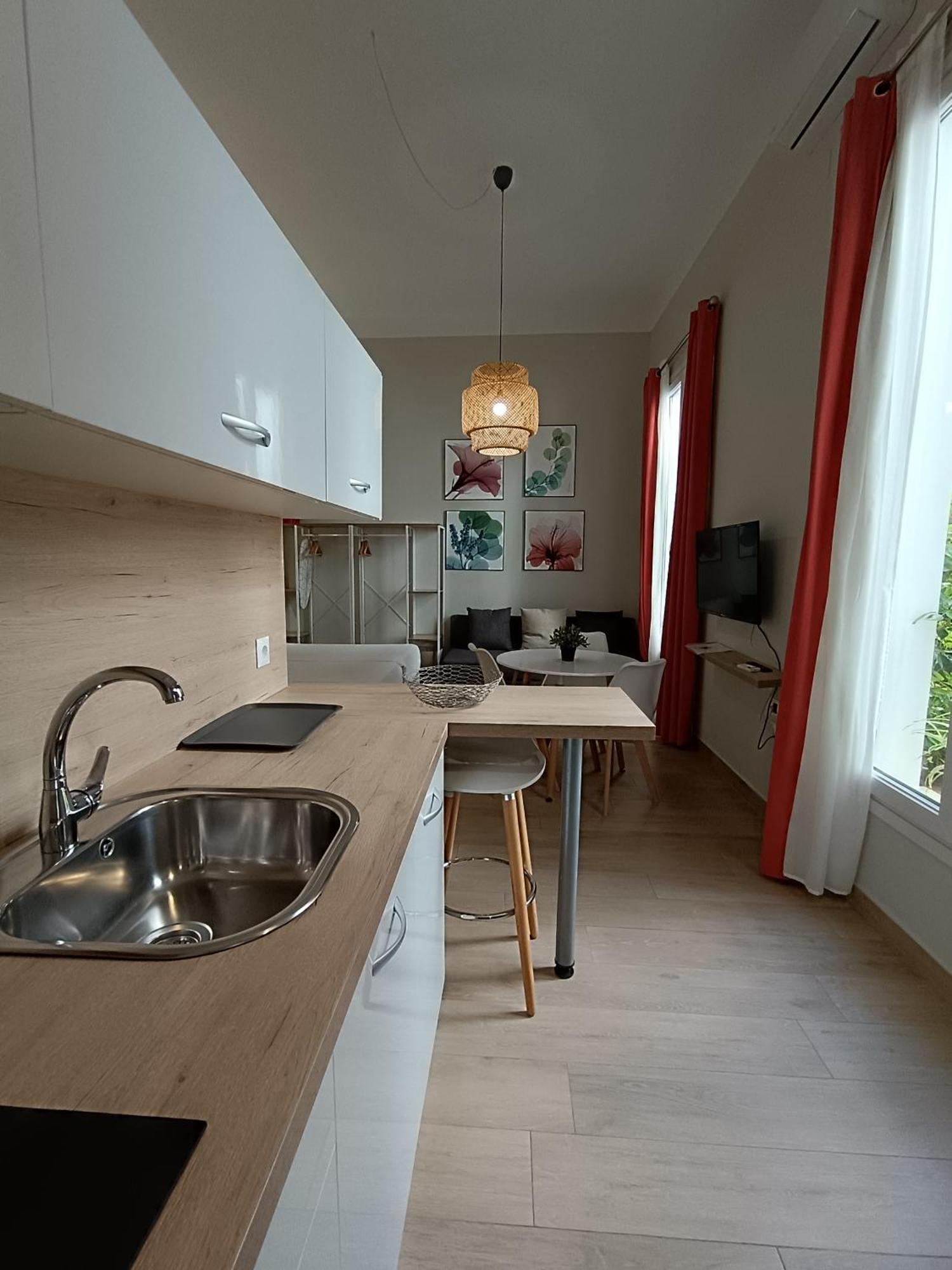Apartamentos Turisticos Casa De Los Balcones チピオナ 部屋 写真